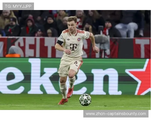 基米希点球争议后直塞助攻，折射拜仁战术韧性