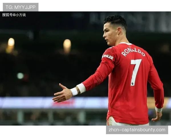 为保级而战，阿尔梅里亚新任主帅首秀，宣称将带来更具侵略性的4-4-2平行站位。